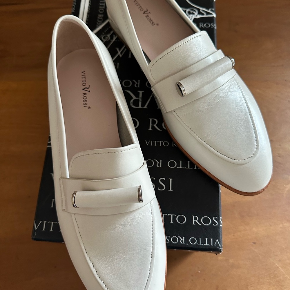 Vitto Rossi Women's White Loafers